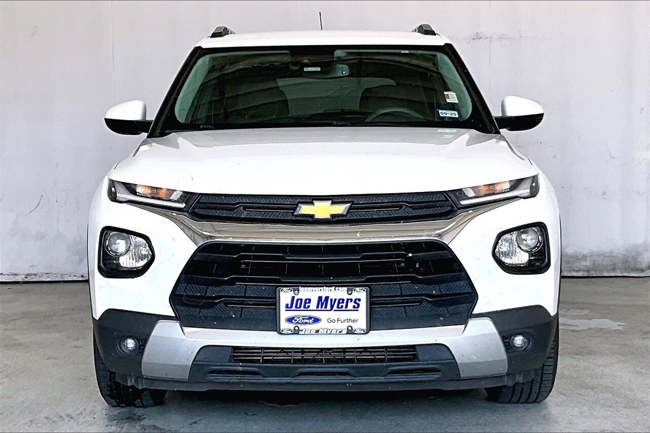 2021 Chevrolet Trailblazer LT photo 3