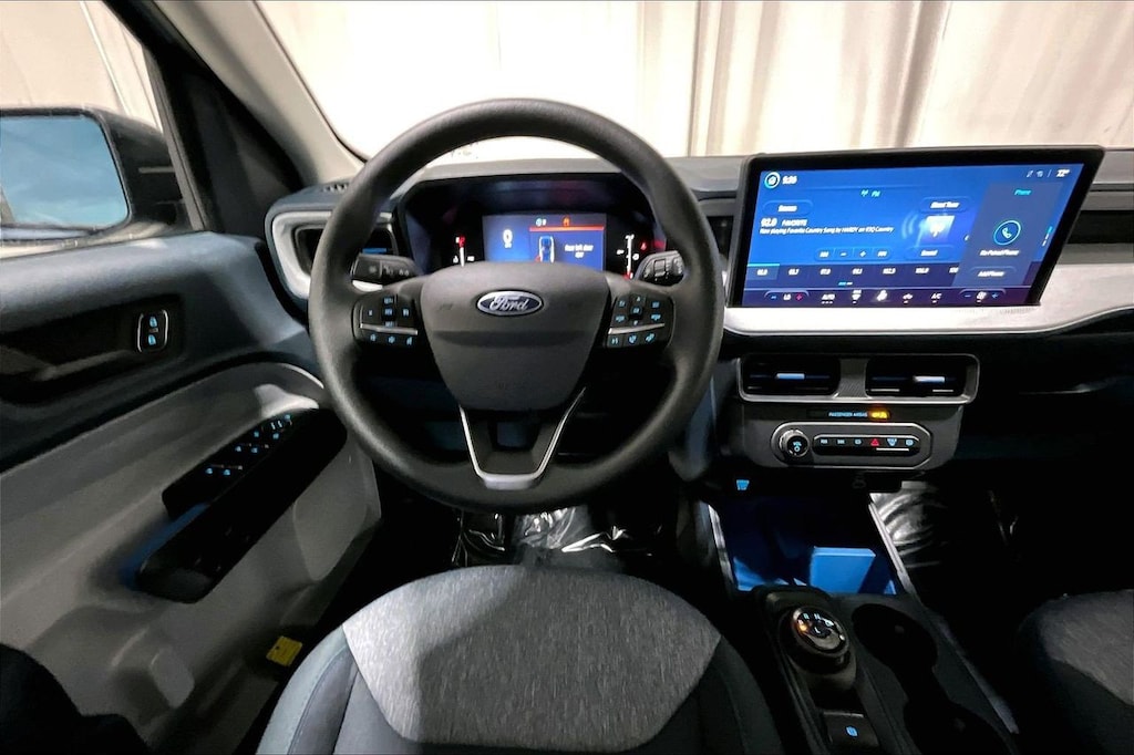 Certified 2025 Ford Maverick XLT Truck