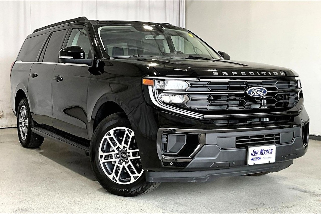 Used 2025 Ford Expedition Max Active SUV