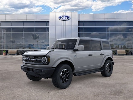 2026 Ford Bronco Outer Banks SUV