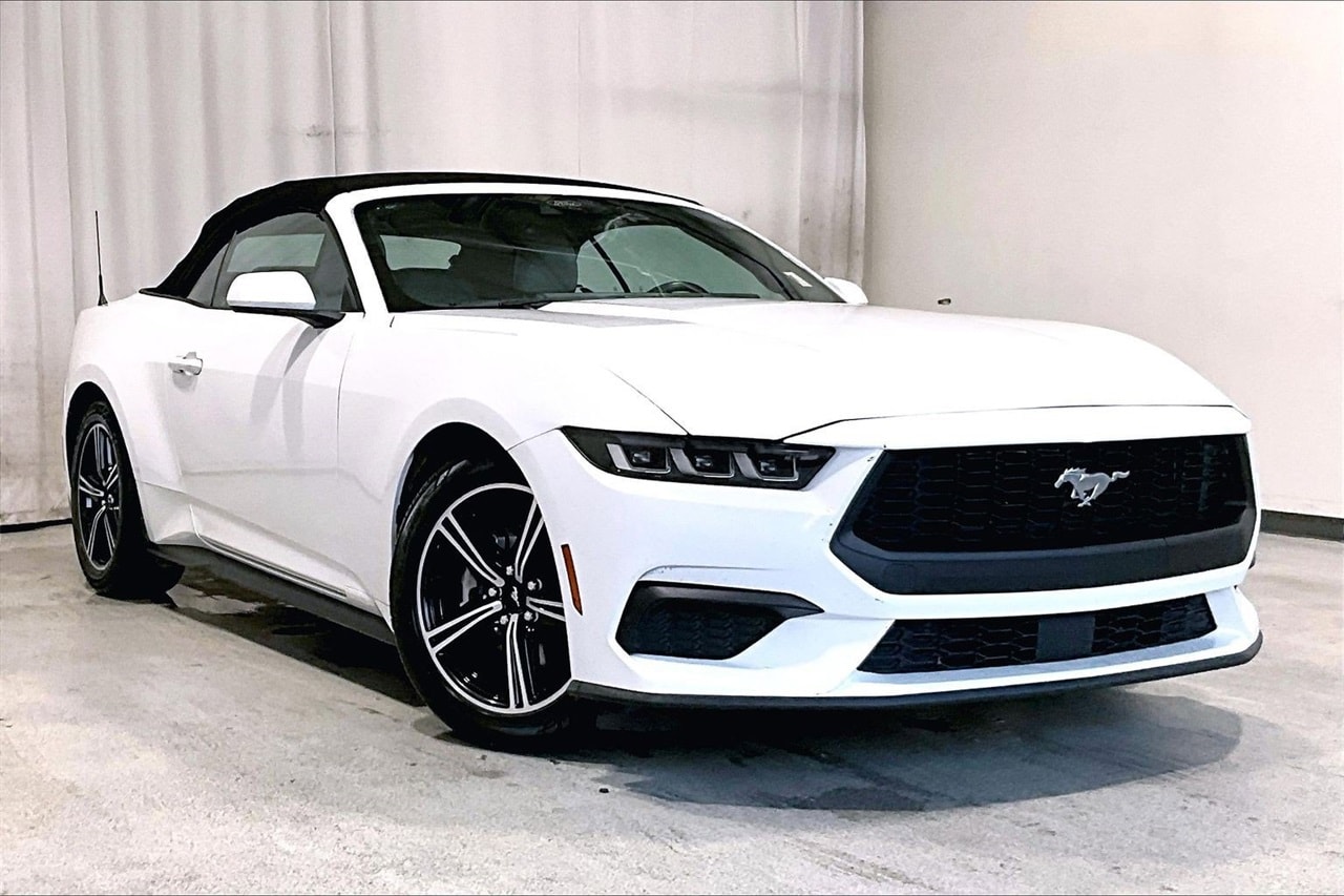 2024 Ford Mustang EcoBoost Premium's photo