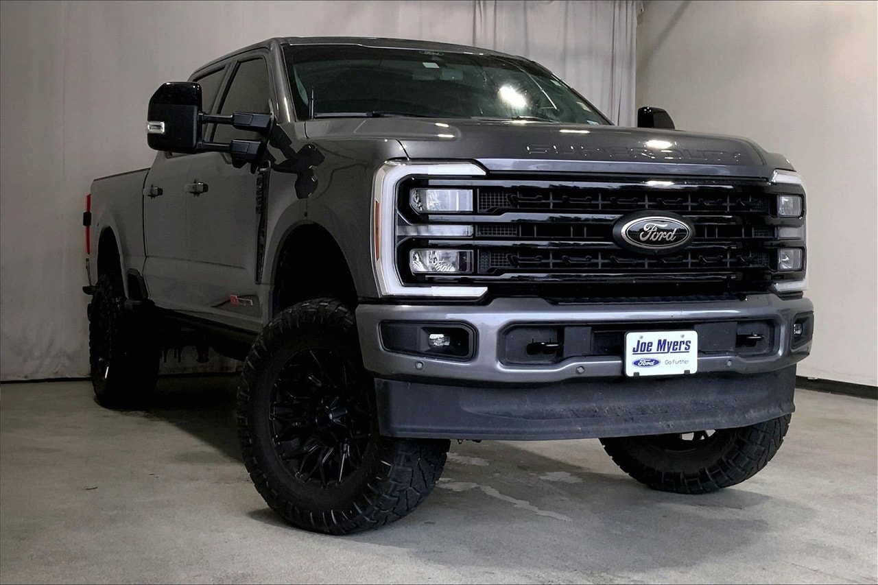 2024 Ford F-250 Super Duty Lariat's photo