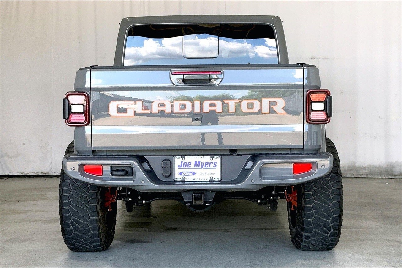 2022 Jeep Gladiator High Altitude photo 3