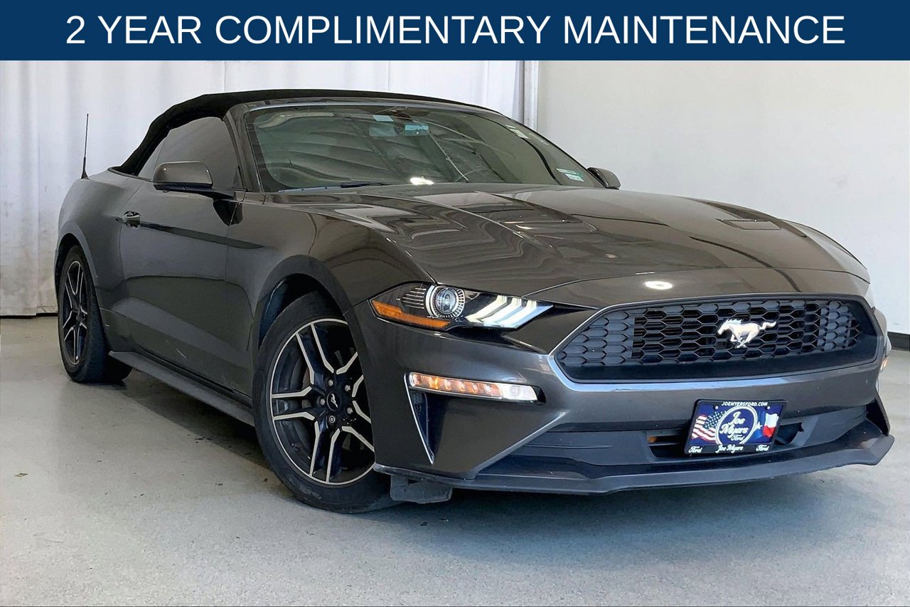  Ford Mustang