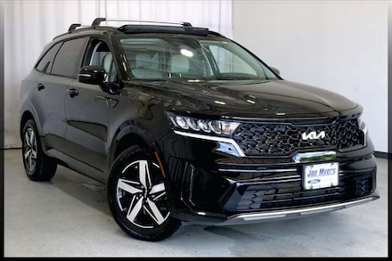 2023 Kia Sorento S SUV