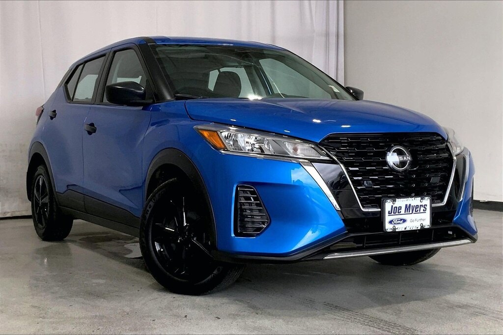 Used 2024 Nissan Kicks S SUV