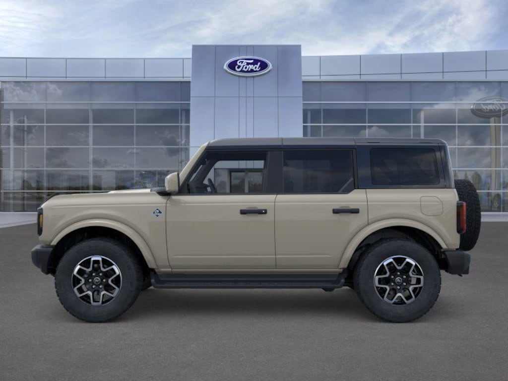 New 2026 Ford Bronco Outer Banks SUV