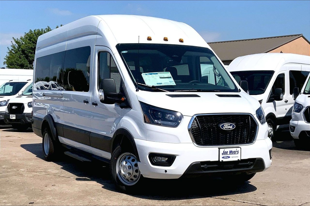 Ford Transit-350 Passenger