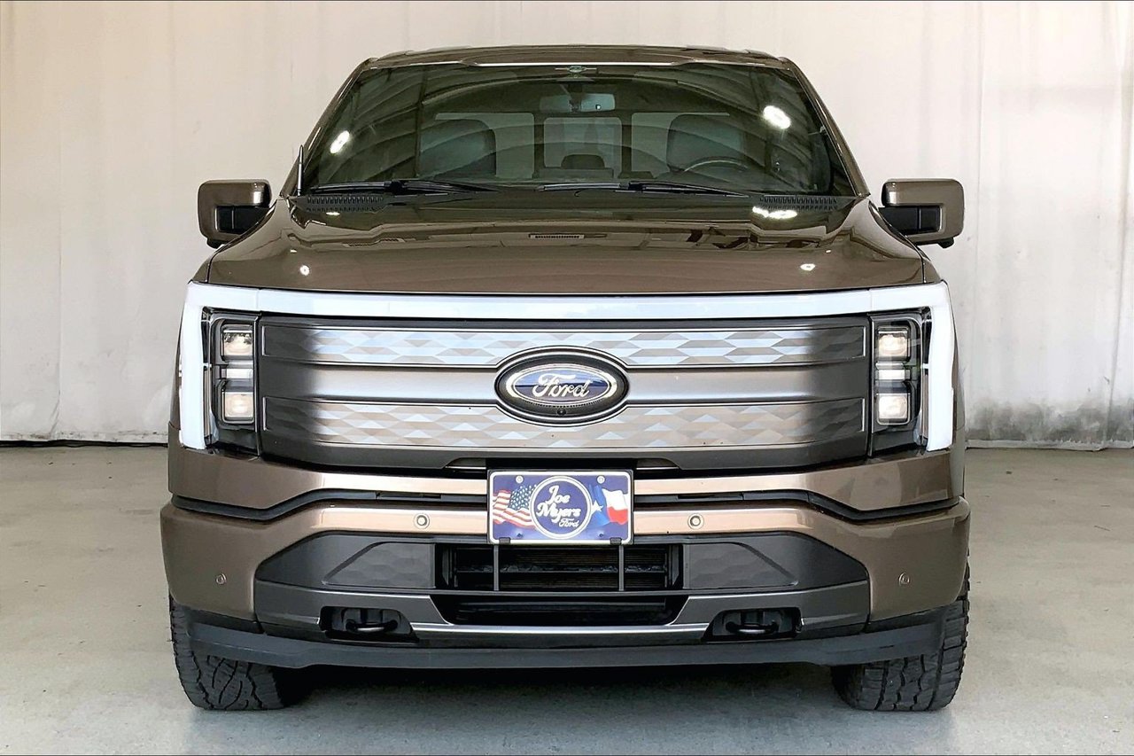 Used 2023 Ford F-150 Lightning Lariat with VIN 1FTVW1EL8PWG18512 for sale in Jersey Village, TX