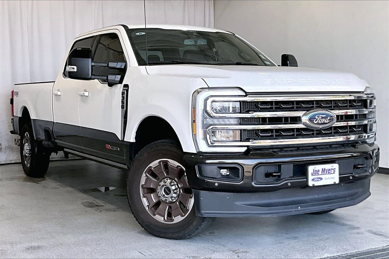 2025 Ford F-350 Super Duty King Ranch Crew Cab 4WD