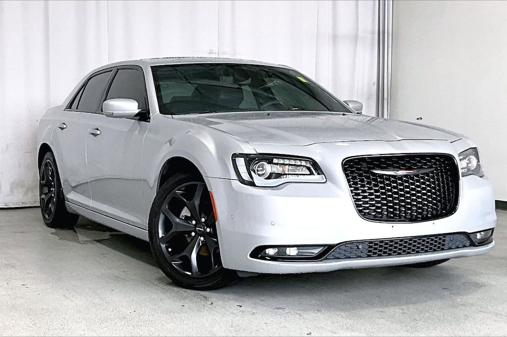 2023 Chrysler 300