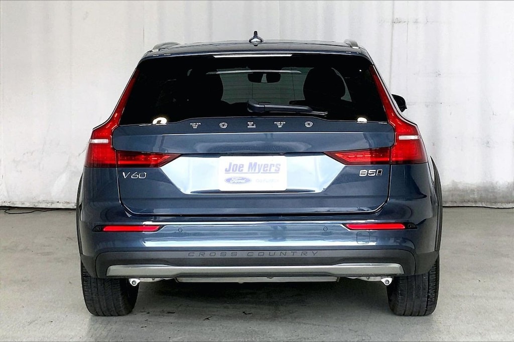 Used 2025 Volvo V60 Cross Country B5 Plus Wagon