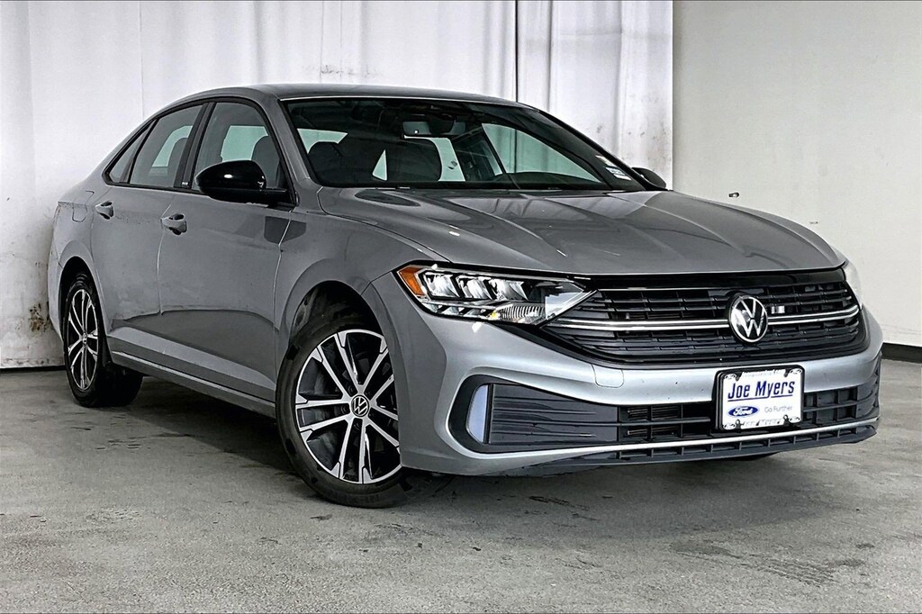 Used 2024 Volkswagen Jetta 1.5T Sport Sedan