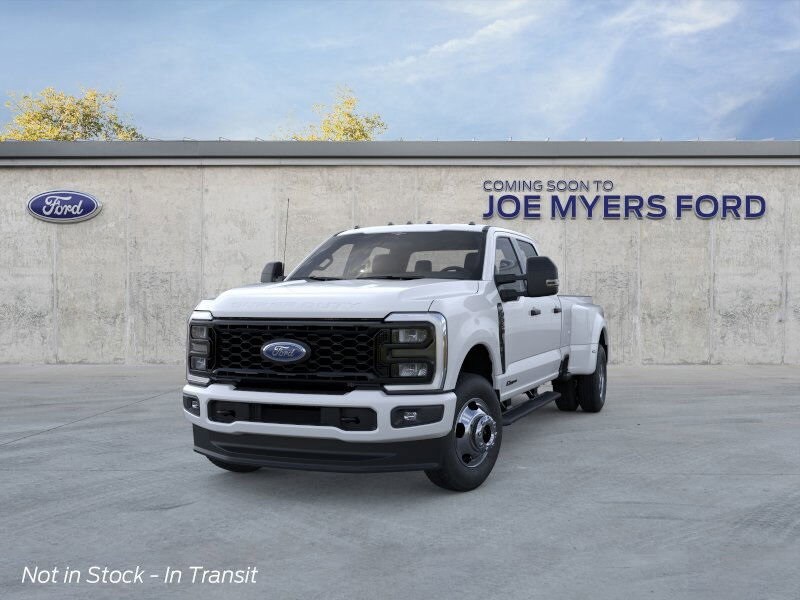 2026 Ford F-350 King Ranch photo 2
