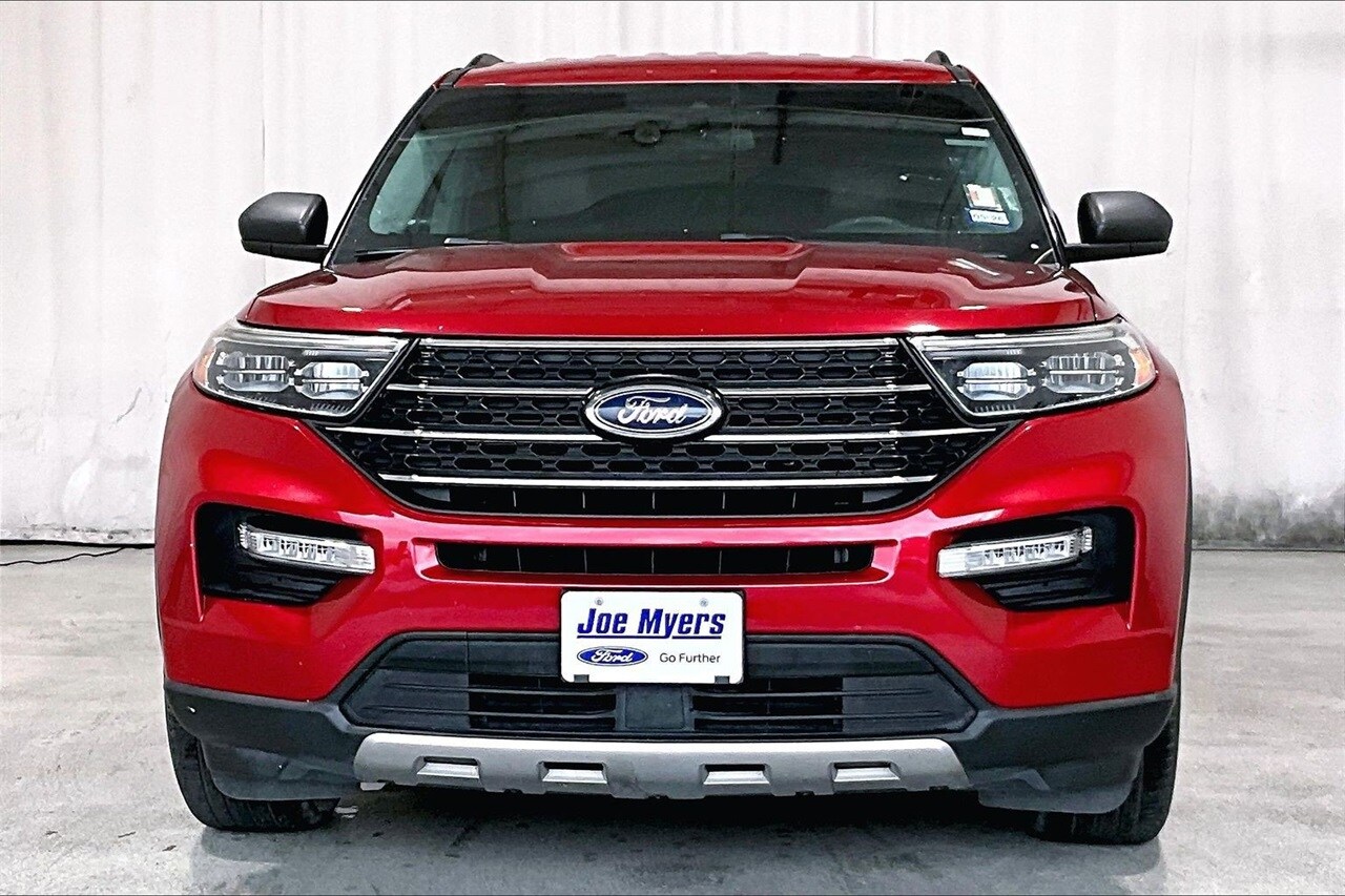 2022 Ford Explorer XLT photo 3