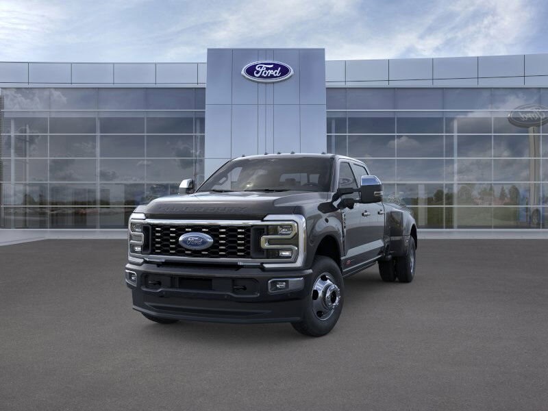 2025 Ford F-350 Platinum photo 2