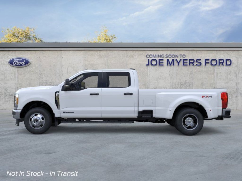 New 2026 Ford F-350 XL Truck Crew Cab