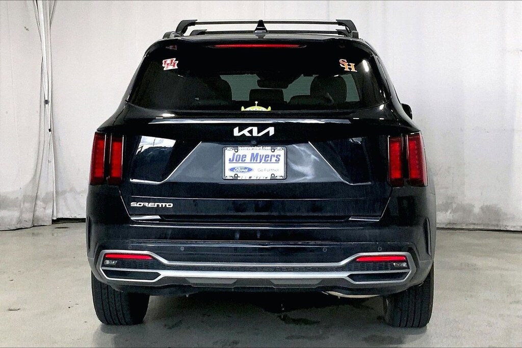Used 2023 Kia Sorento S SUV
