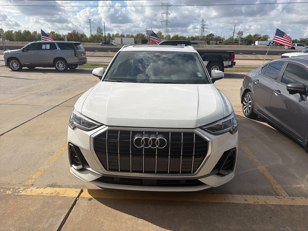 Used 2023 Audi Q3 Premium SUV