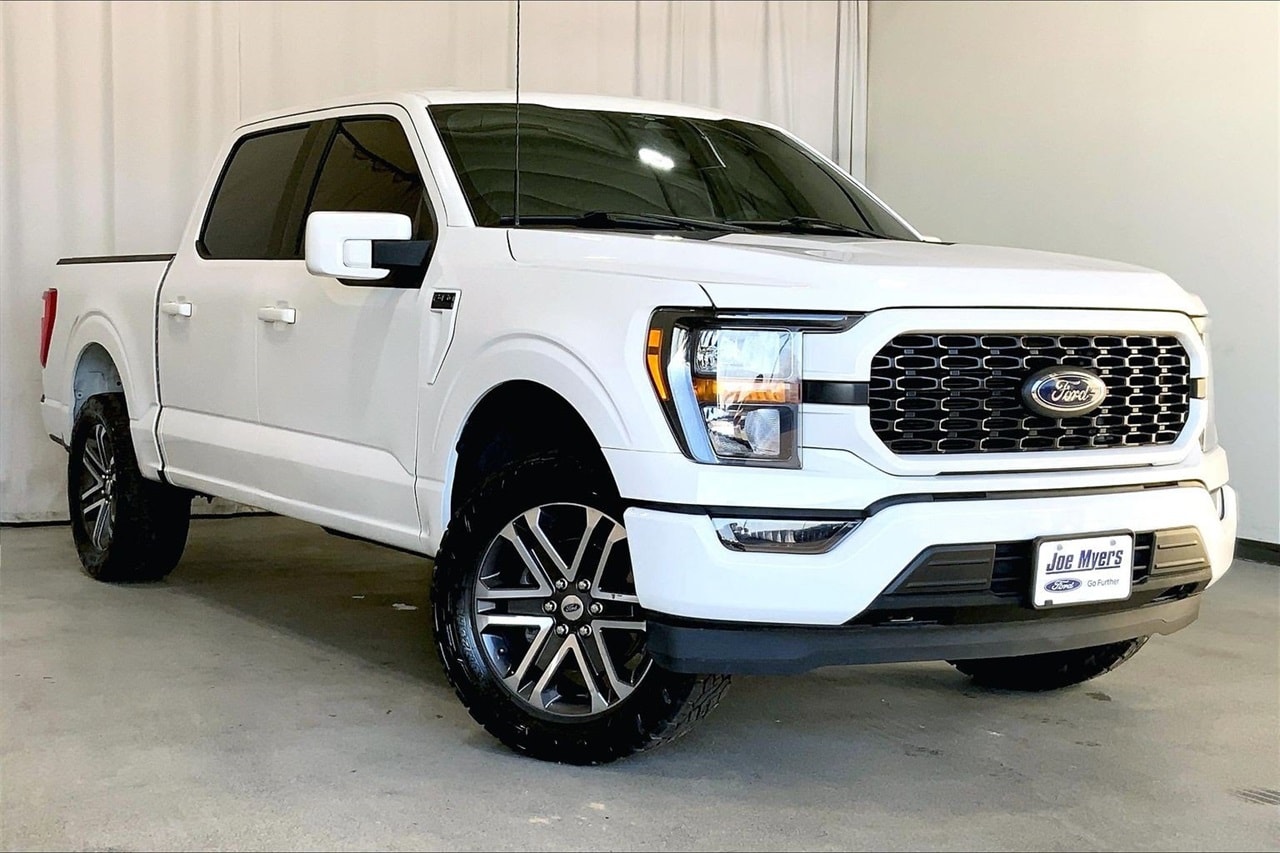 2023 Ford F-150 XL's photo