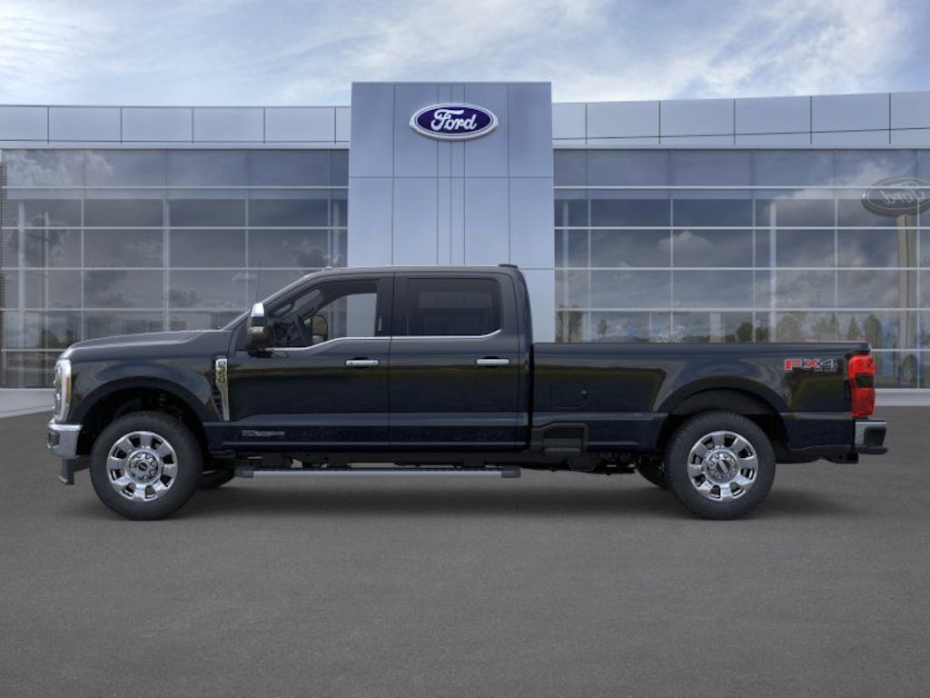 New 2026 Ford F-350 Lariat Truck Crew Cab