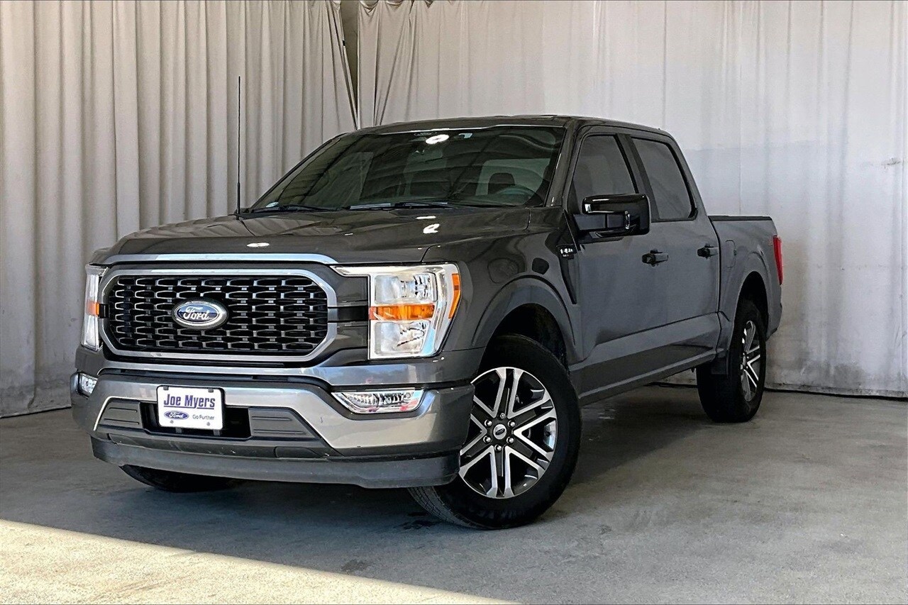 2022 Ford F-150 XL photo 2