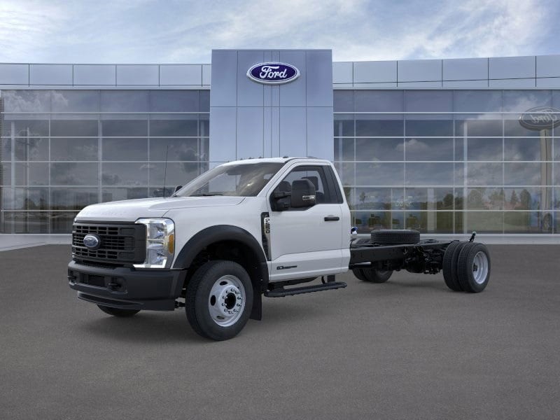 2026 Ford F-550 Super Duty Chassis Cab XL's photo