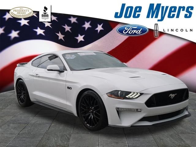 2018 Ford Mustang GT Coupe Premium's photo