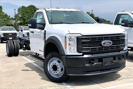 2025 Ford F-450 Chassis