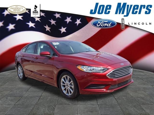 2017 Ford Fusion SE FWD's photo
