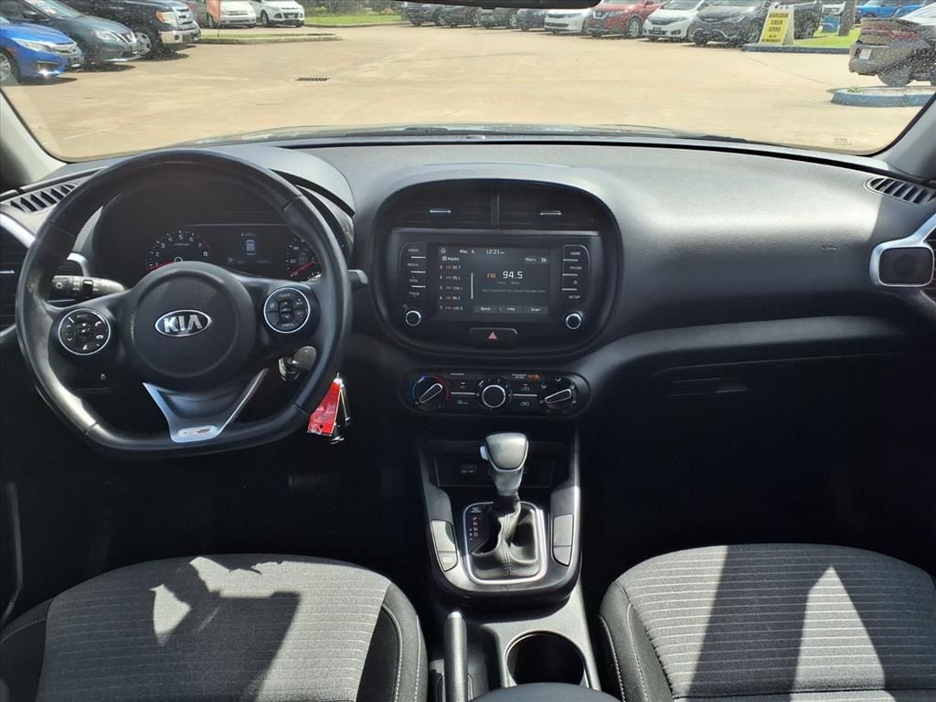 Used 2021 Gravity Gray Kia GT-Line image 5