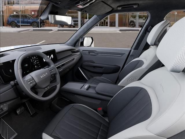 New 2026 Glacier White Pearl/Ebony Black Roof Kia GT-Line image 17