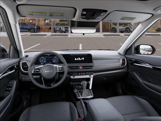 2025 Kia Seltos EX - Photo 14