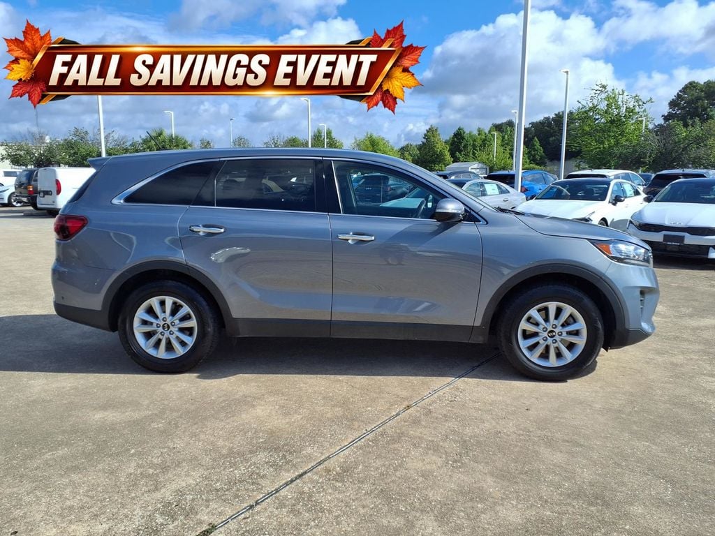 Used 2020 Everlasting Silver Kia L image 6