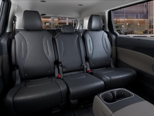 New 2027 Ceramic Silver Kia EX image 16