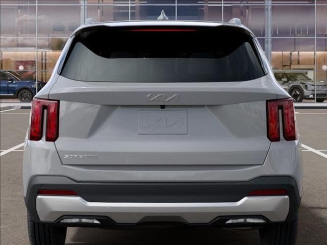 New 2026 Wolf Gray Kia S image 13