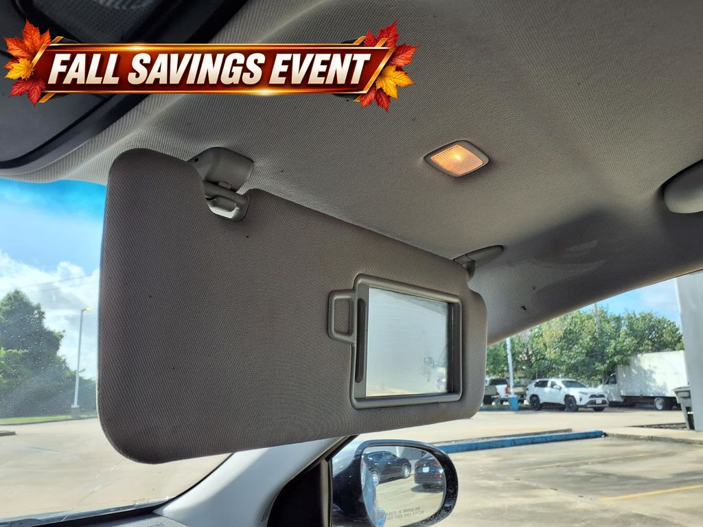Used 2020 Everlasting Silver Kia L image 26