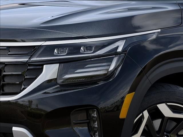 New 2026 Fusion Black Kia SX image 10