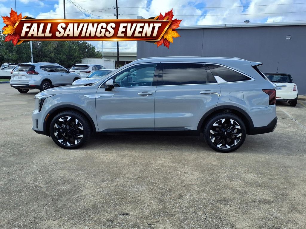 Used 2025 Wolf Gray Kia SX image 5