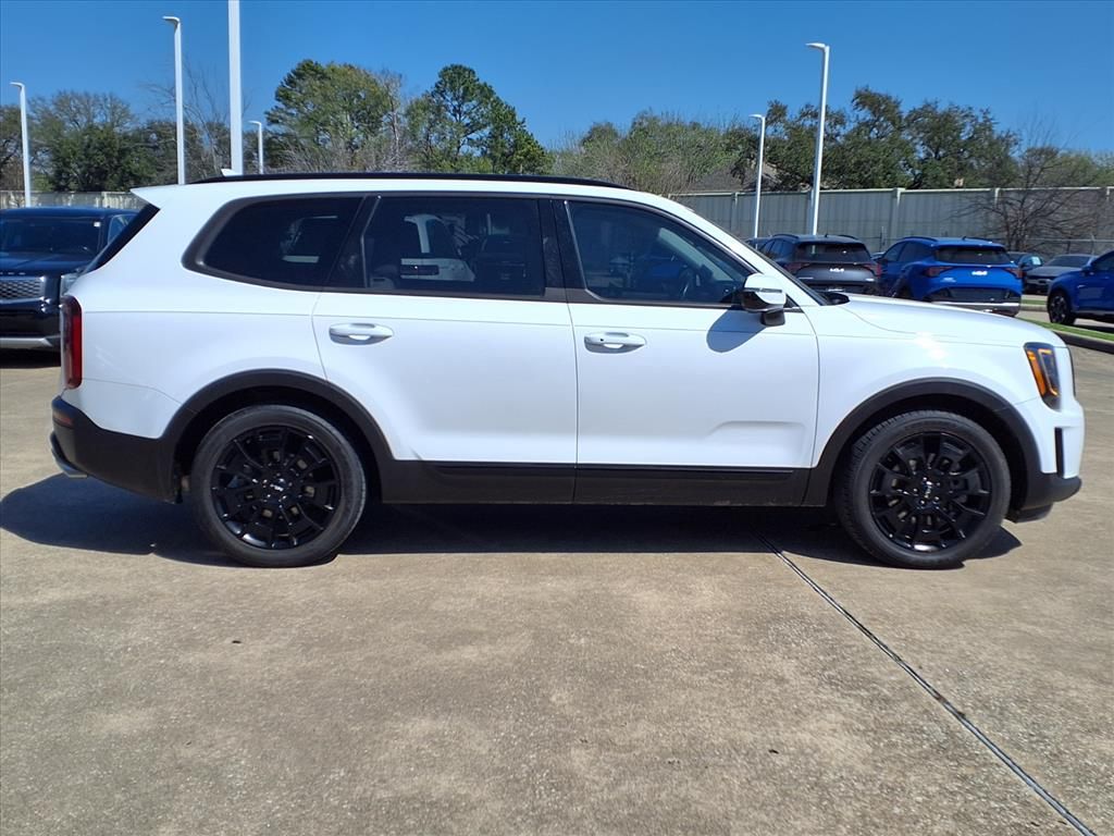 Used 2022 Glacial White Pearl Kia SX image 28