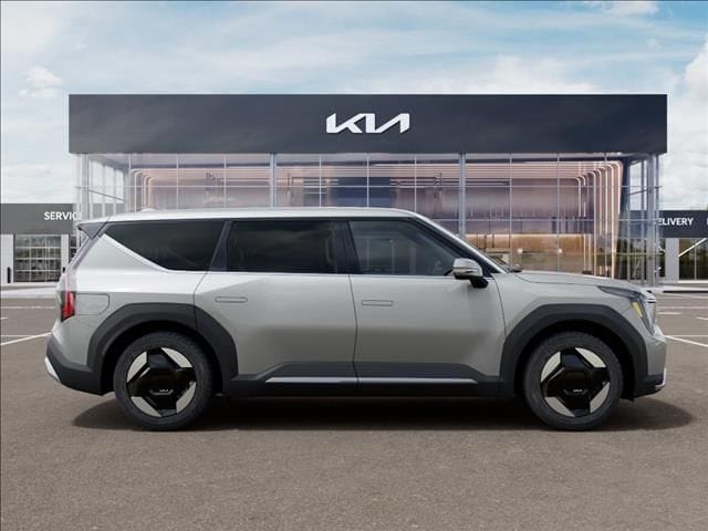 New 2026 Ivory Silver Kia Light Long Range image 7