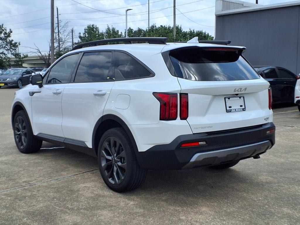 Used 2023 Kia Sorento SX Prestige with VIN 5XYRKDLF2PG175458 for sale in Houston, TX