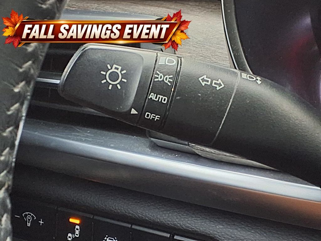Used 2021 Everlasting Silver Kia EX image 18