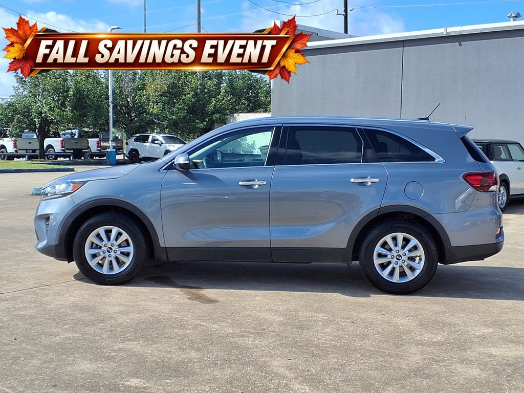 Used 2020 Everlasting Silver Kia L image 5