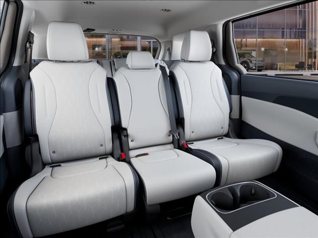 New 2026 Snow White Pearl Kia EX image 16