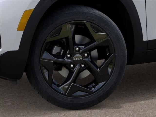 New 2026 Snow White Pearl Kia EX image 9