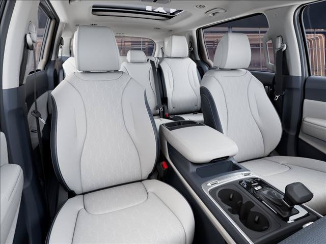 New 2027 Ceramic Silver Kia SX image 15