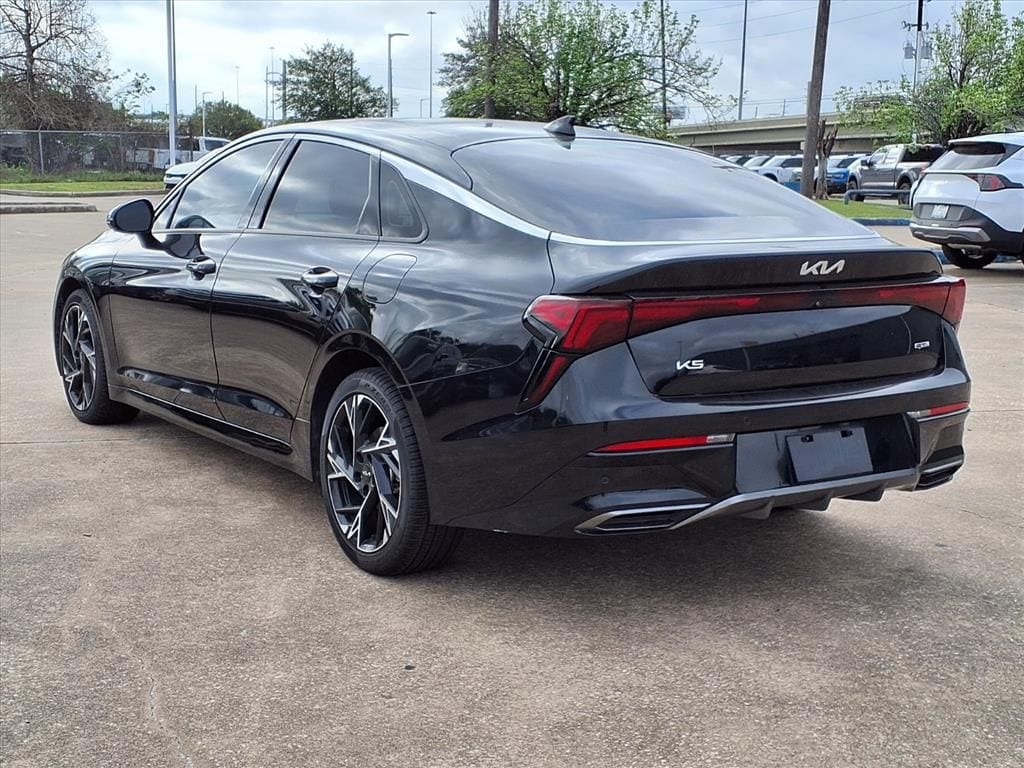Certified Used 2025 Aurora Black Pearl Kia GT-Line image 2