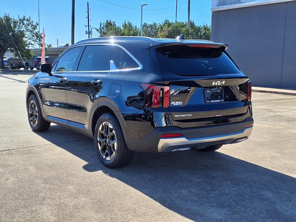 Certified 2025 Kia Sorento S SUV