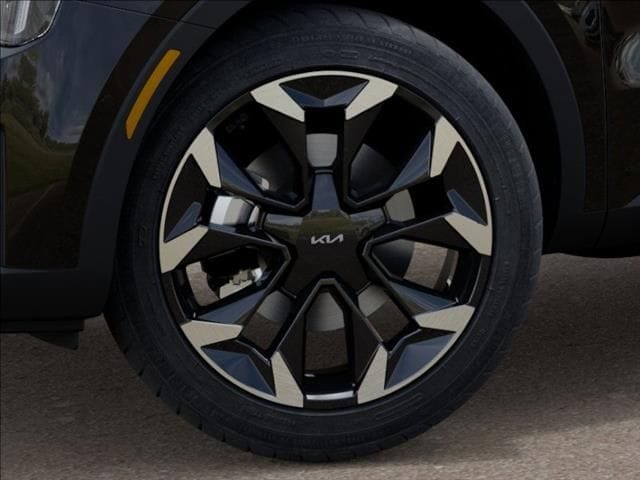 New 2025 Ebony Black Kia SX image 9